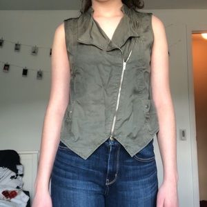 Mossimo Lightweight vest
